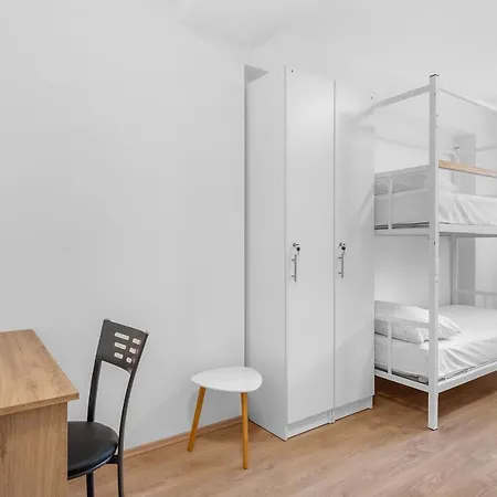 Elli Hostel Σπλιτ